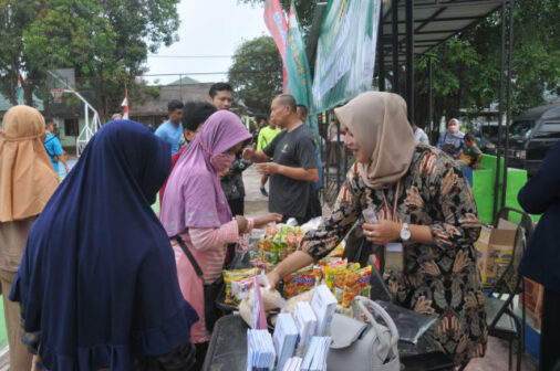 Bentuk Kepedulian Korem 063 Sunan Gunung Jati Gelar Bazar Murah