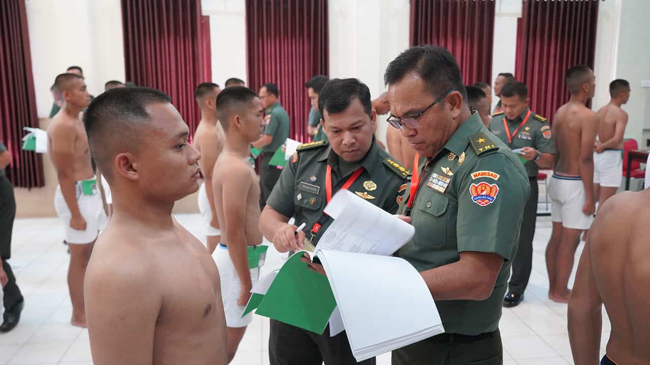 Calon Tamtama Pk Tni Ad Reguler Dan Keagamaan Ikuti Sidang Pantukhir