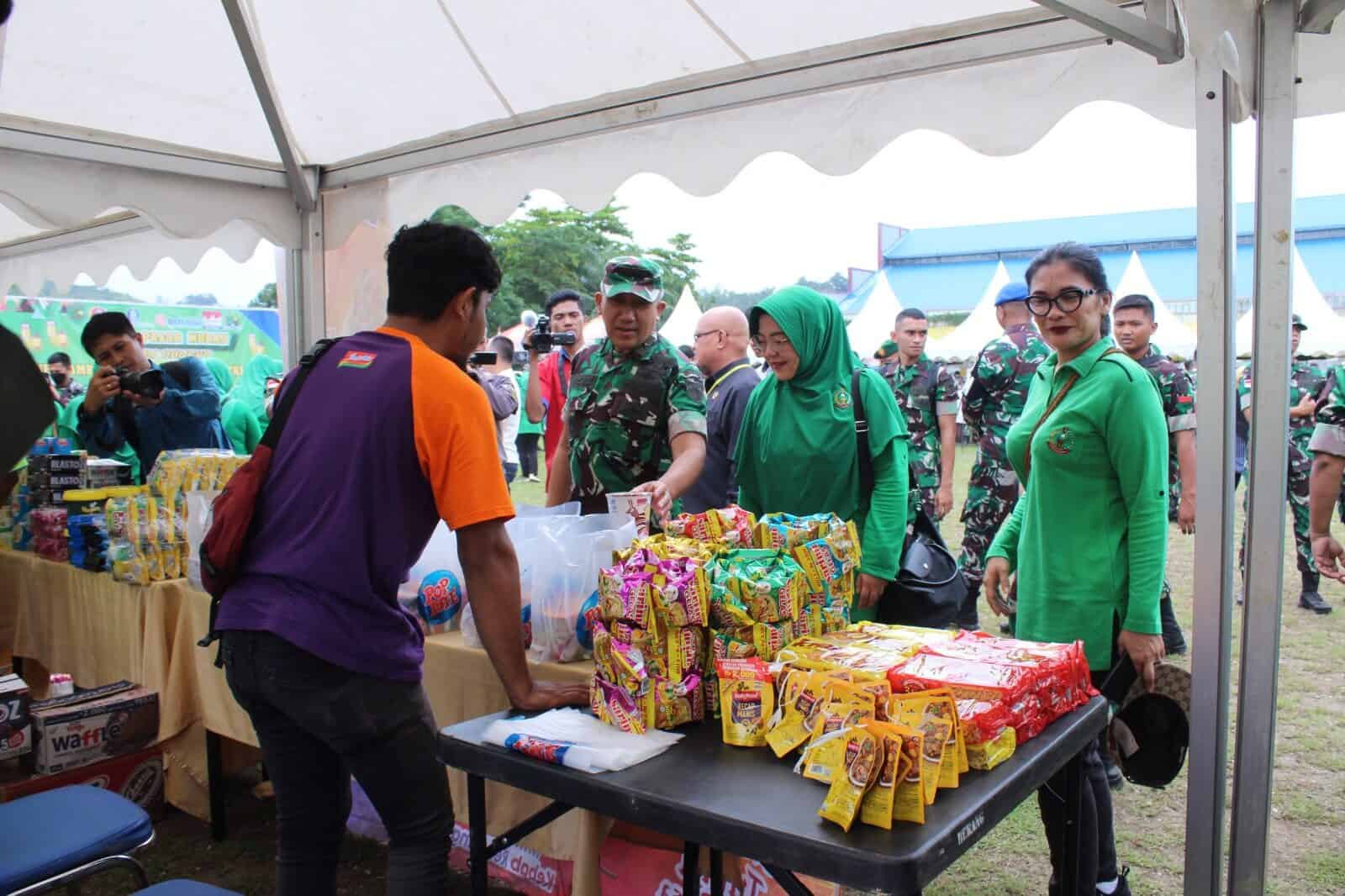 Jajaran Kodam Cenderawasih Gelar Bazar Ramadhan Serentak Di Wilayah Papua