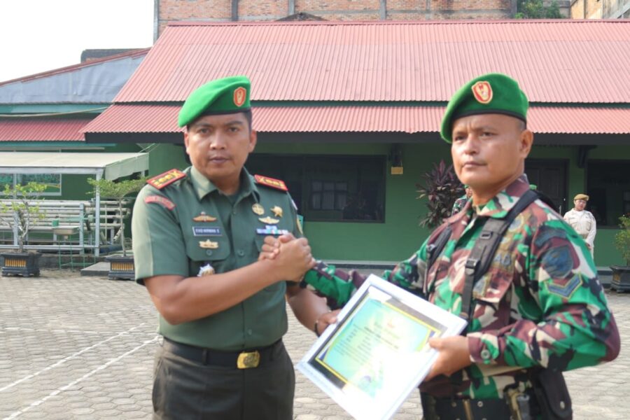 Dandim 0416 Bute Berikan Reward Prajurit Yang Berprestasi