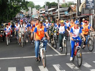 Direktur Topografi Angkatan Darat Melepas Peserta Fun Bike Sejahtera Idonesiaku Direktur Topografi Angkatan Darat Melepas Peserta Fun Bike Sejahtera Idonesiaku