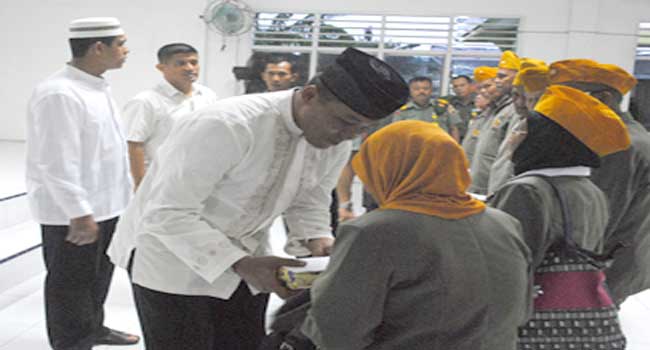 images_img_Kodam1_07082012bukber4