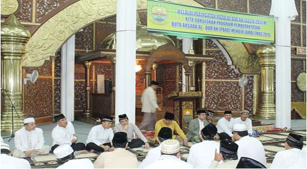 images_img_Kodam2_penrem042_selasa07082012