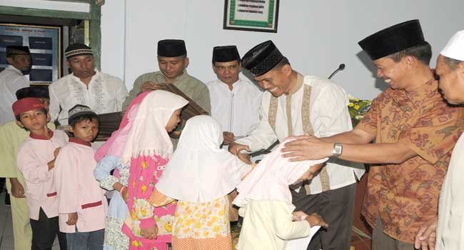 images_img_Kodam9_09082012bukber