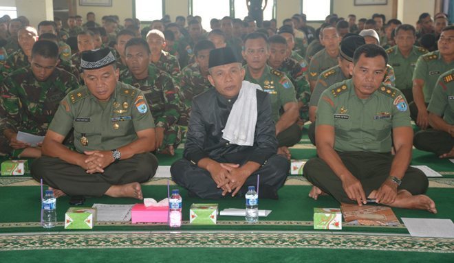 TNI AD - Peringatan Maulid Nabi Muhammad SAW di Kodam XII/Tpr