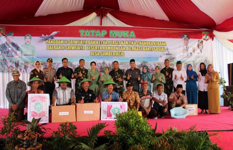 Kunjungan Pangdam Ii Swj Disambut Antusias Ribuan Masyarakat Musi Rawas Tni Angkatan Darat