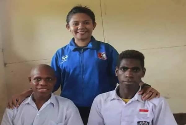 Diana Da Costa Gadis Cantik Asli Timor Leste yang Ikhlas Mengabdi di Pedalaman Papua Diana Da Costa Gadis Cantik Asli Timor Leste Yang Ikhlas Mengabdi Di Pedalaman Papua