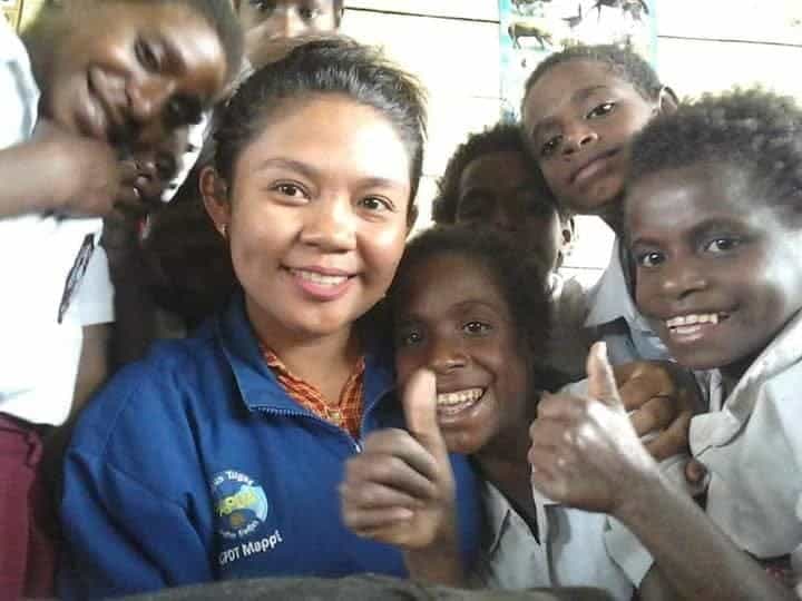 Diana Da Costa Gadis Cantik Asli Timor Leste Yang Ikhlas Mengabdi Di Pedalaman Papua