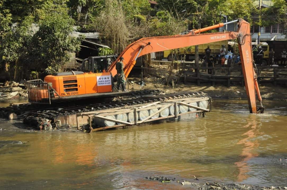 Bhakti Mulawarman Untuk Rakyat, Kodam VI/Mlw Normalisasi Sungai Karang Mumus Bhakti Mulawarman Untuk Rakyat, Kodam Vi/mlw Normalisasi Sungai Karang Mumus
