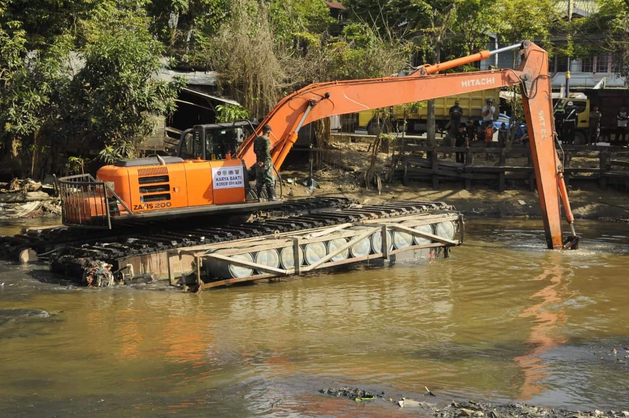 Bhakti Mulawarman Untuk Rakyat, Kodam Vi/mlw Normalisasi Sungai Karang Mumus