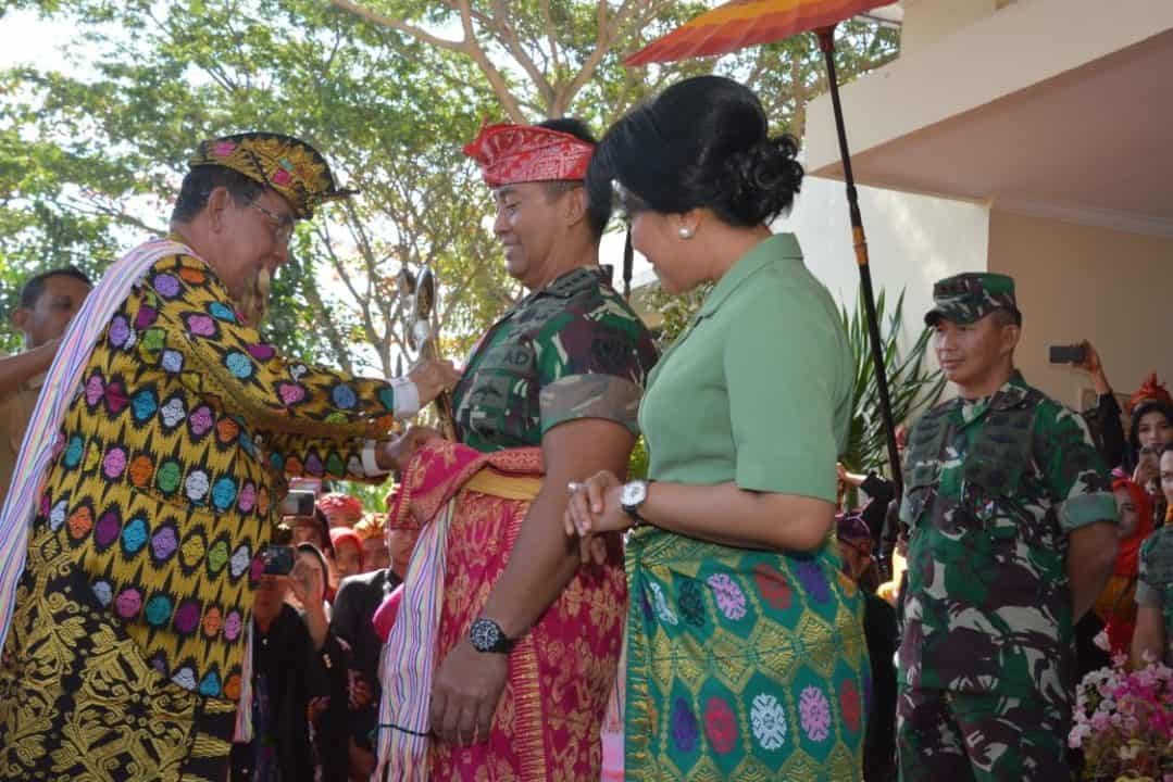 Kunjungan Kerja di Lombok, Kasad dianugerahi Gelar Pemben Agung Yudhe Negare Kunjungan Kerja Di Lombok, Kasad Dianugerahi Gelar Pemben Agung Yudhe Negare