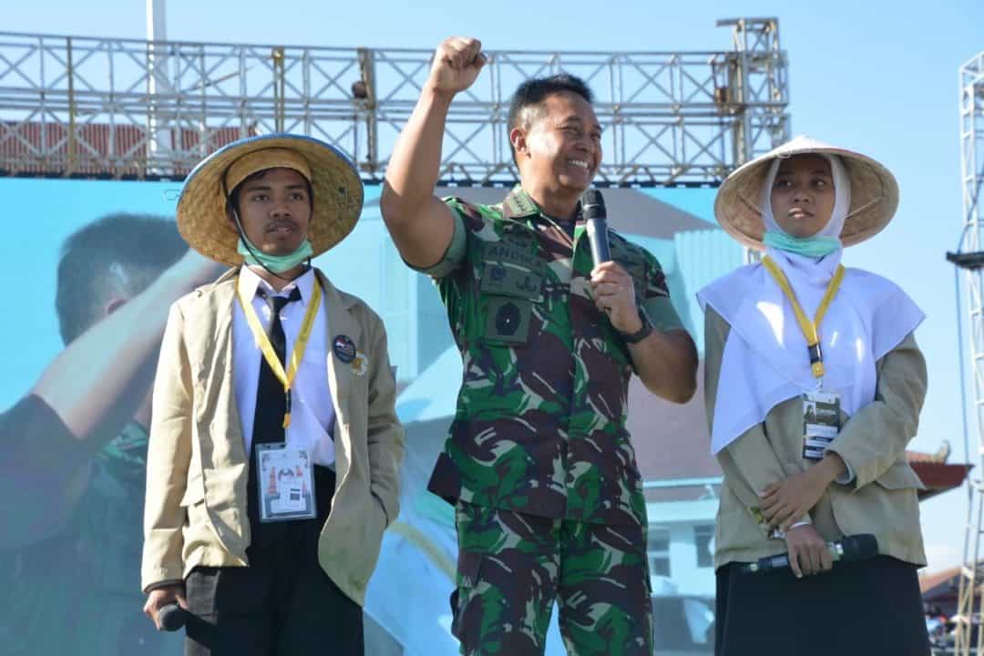8.100 Mahasiswa Baru UGM Ikuti Orasi Kasad