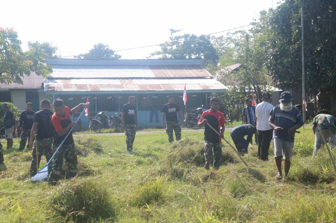 Peduli Kesehatan, Satgas Pamtas Yonif R 300 Gerakkan Sabtu Bersih Lingkungan