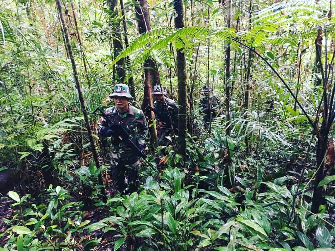 Susuri Belantara Kalimantan, Satgas Pamtas Yonif Raider 303/SSM Kostrad Jamin Kedaulatan Negara