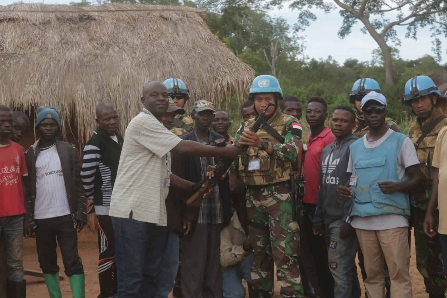CIMIC Satgas Indo RDB MONUSCO Gerakkan Hati Kombatan Kongo Serahkan Senjata