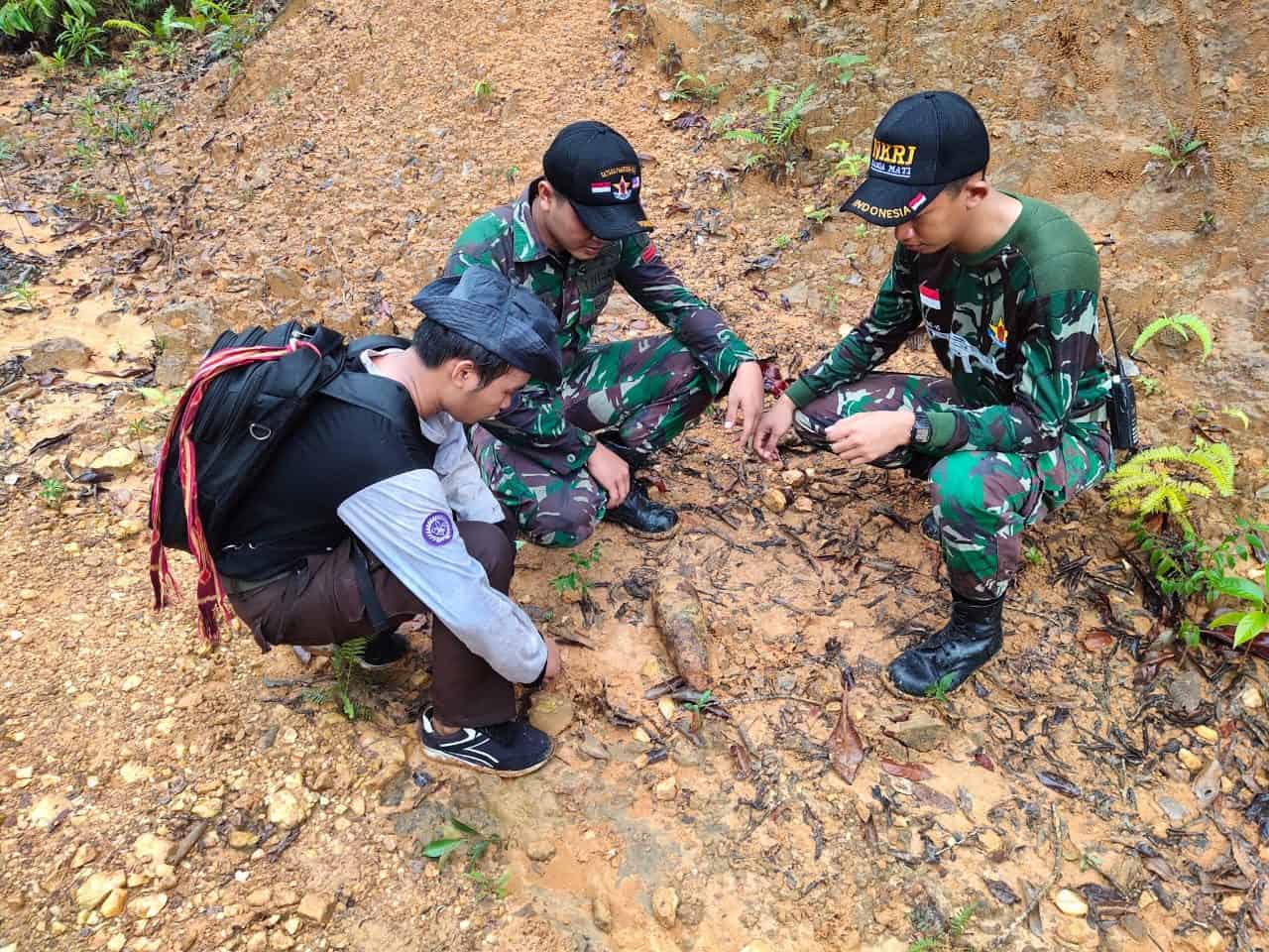 Granat Mortir 81 Eks Konfrontasi Diamankan Satgas Yonif 643 di Perbatasan RI-Malaysia