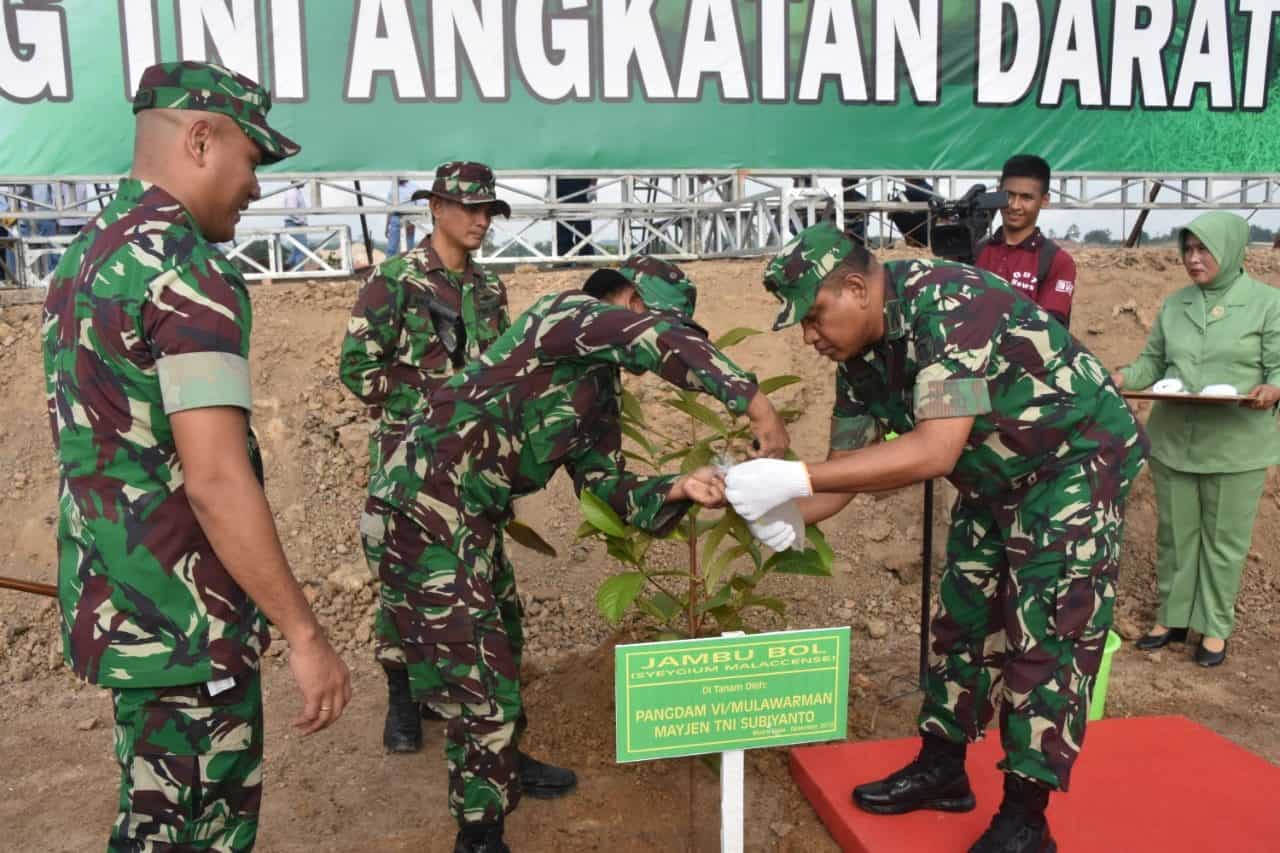 Cegah Global Warming, Korem 091 Tanam 1.000 Pohon di Kutai Kartanegara