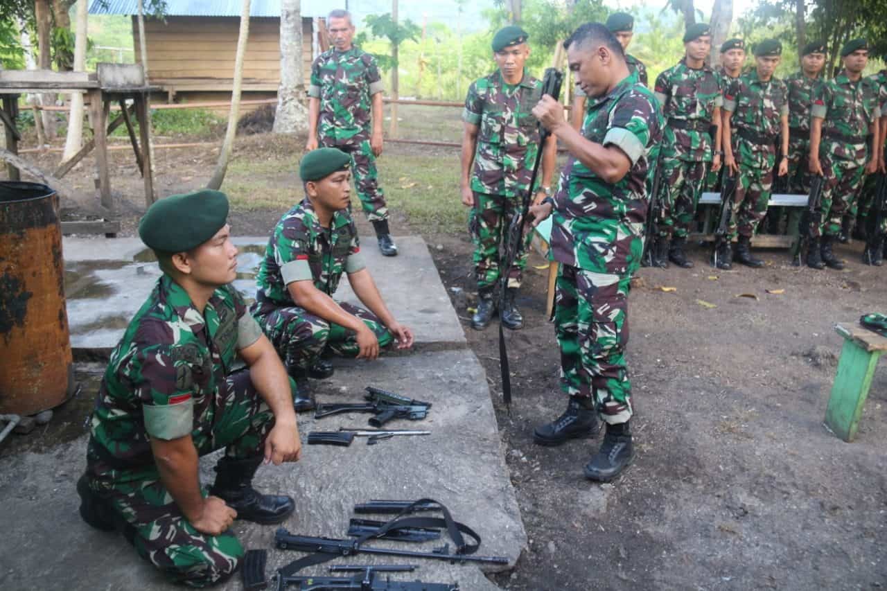 Cek Kondisi Prajurit, Irdam I/BB Tinjau Satgas Yonif 136 di Maluku