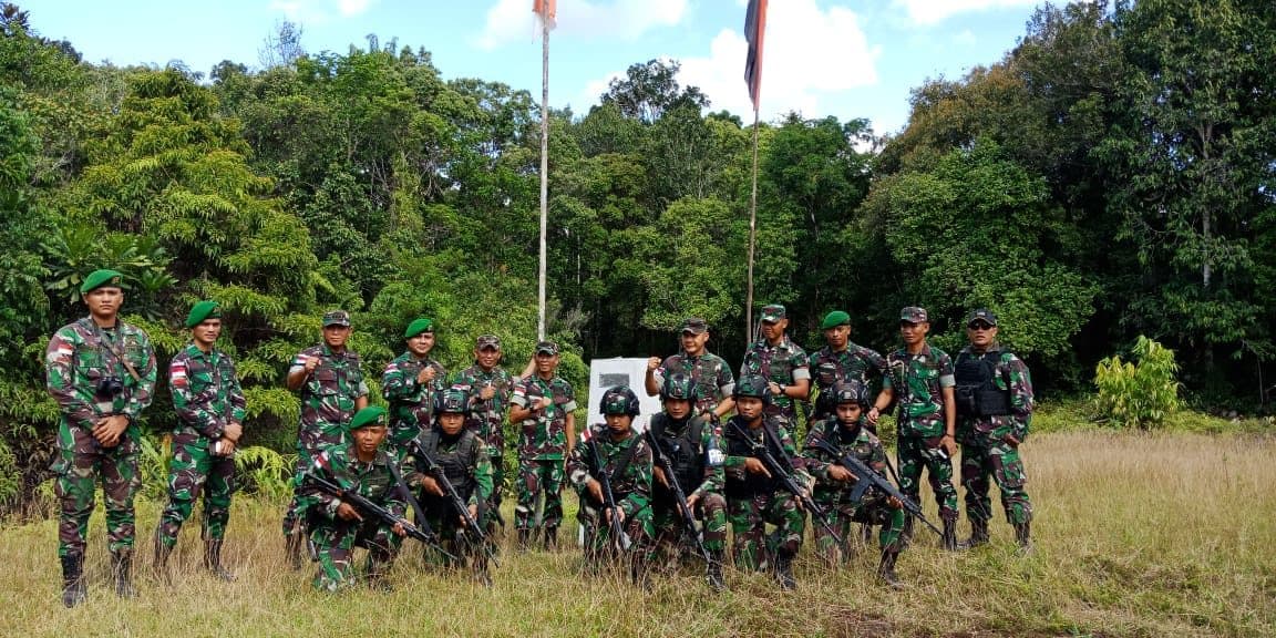 Bersama Lembaga Adat, Danrem 174 Cek Patok Batas Negara RI-PNG