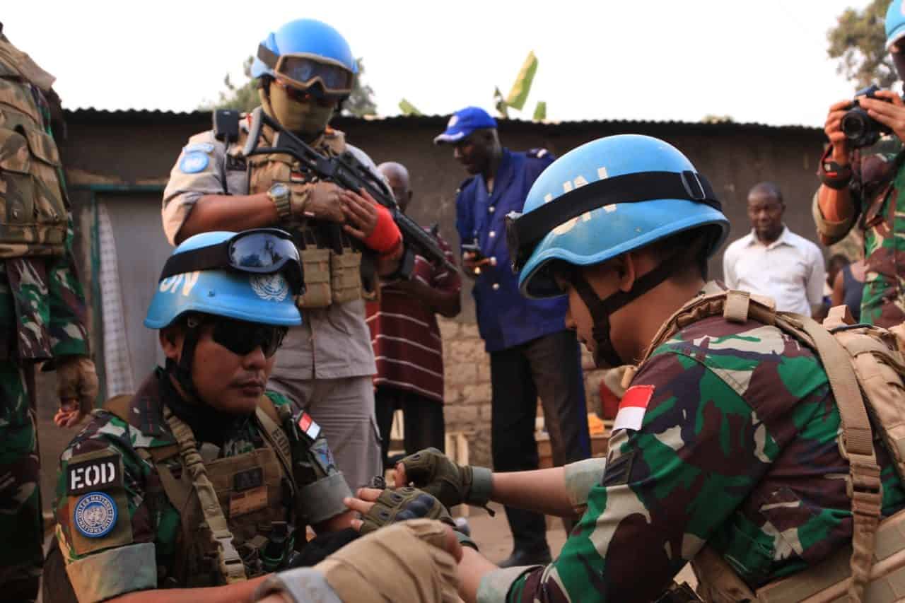 Selang Sehari, Kembali Warga Bimbo Serahkan Granat Kepada Satgas Kizi Konga Minusca