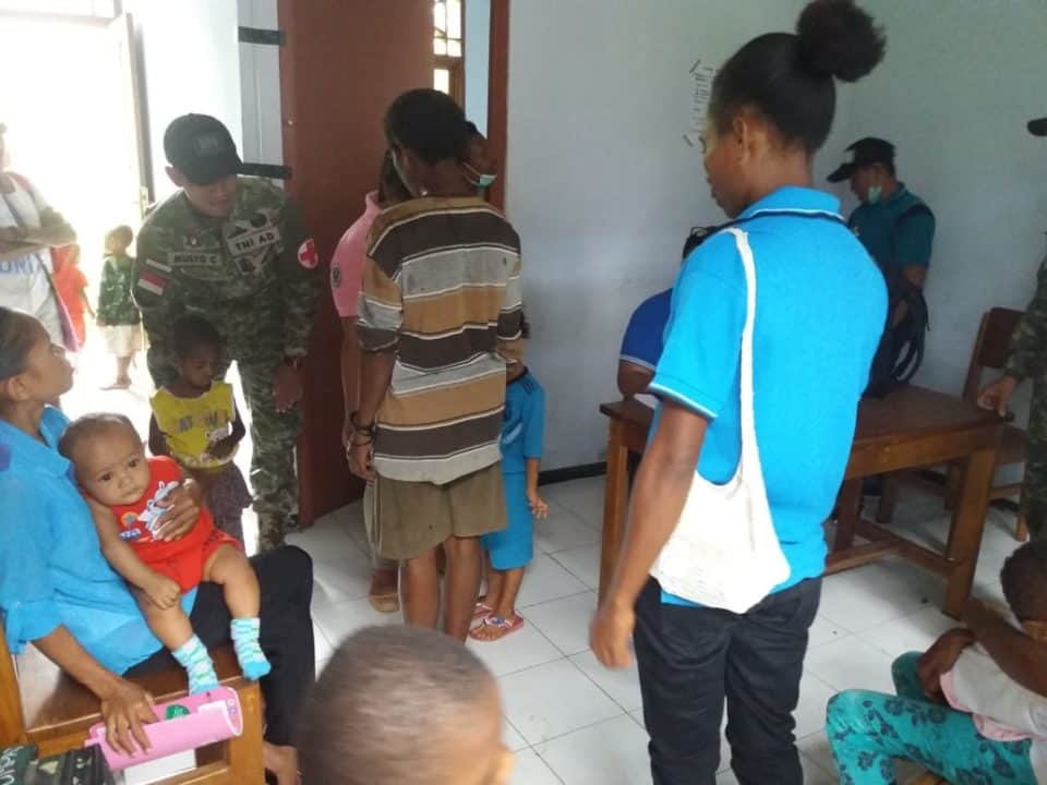 Peduli Tumbuh Kembang Balita Papua, Satgas Yonif 509 Gelar Posyandu di Bompay