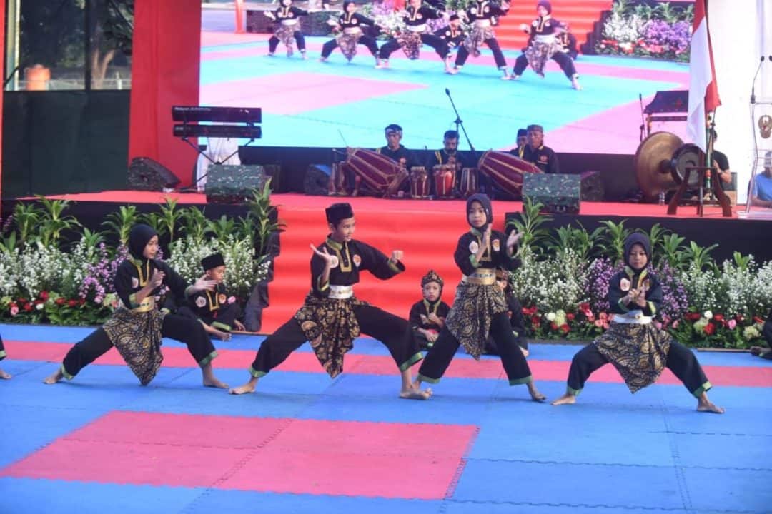 Diakui UNESCO, TNI AD Lestarikan Pencak Silat Tradisional