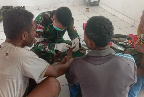 Kena Parang, Ostanking Keni Ditolong Satgas Yonif 132