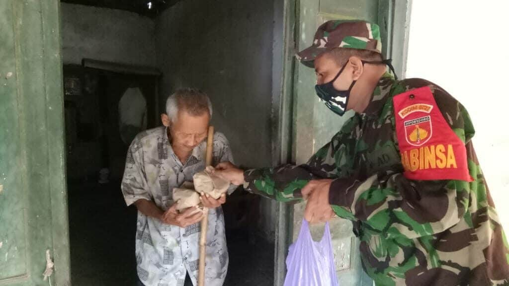 Wong Cilik Ojo Nganti Ngeleh, Kodim 0727/Karanganyar Bantu Warga Karanganyar