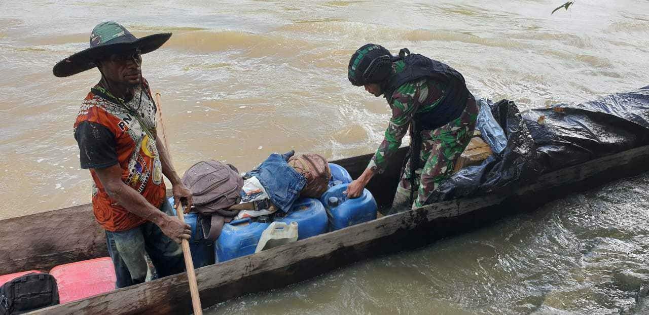 Sisir Sungai Towe Hitam, Satgas Yonif 509 Cegah Aktivitas Ilegal di Papua