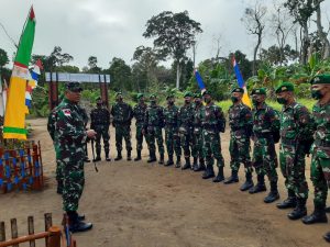 Kunjungi Pos Jajaran SSK D, Dansatgas Yonif 125 Pastikan Kesiapan Prajurit Amankan Wiltas