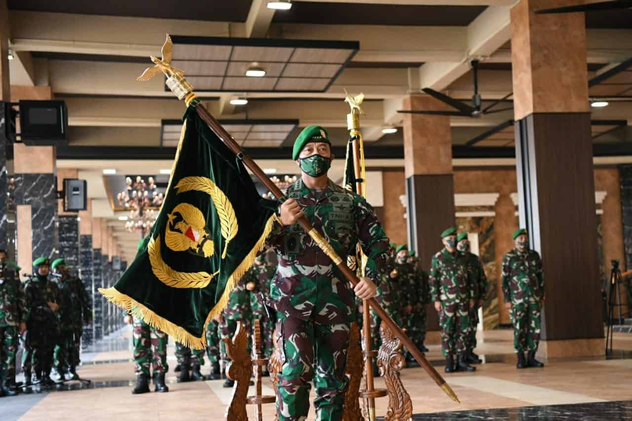 Kasad Pimpin Sertijab Pangdam XVI/Pattimura dan Kapushubad serta Laporan Korps Kenaikan Pangkat 20 Pati