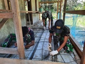 Jelang Purna Tugas, Satgas Yonif 133 Bangun Musholla Al Mujahidin di Dusun Ukit-Ukit