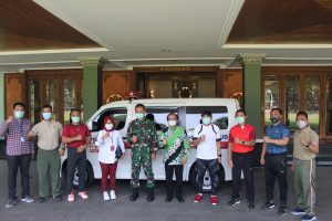 BRI Berikan Bantuan Mobil Ambulans Kepada Yonbekang-5/Perbekud