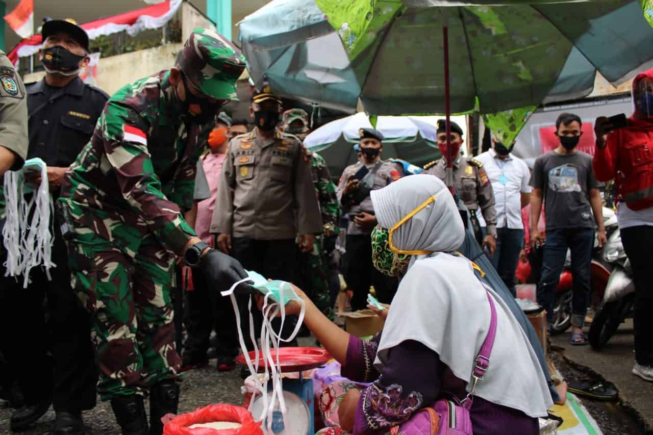 Canangkan Gerakan Wajib Masker, Gubernur dan Pangdam Tanjungpura Minta Warga Patuhi Protokol Kesehatan