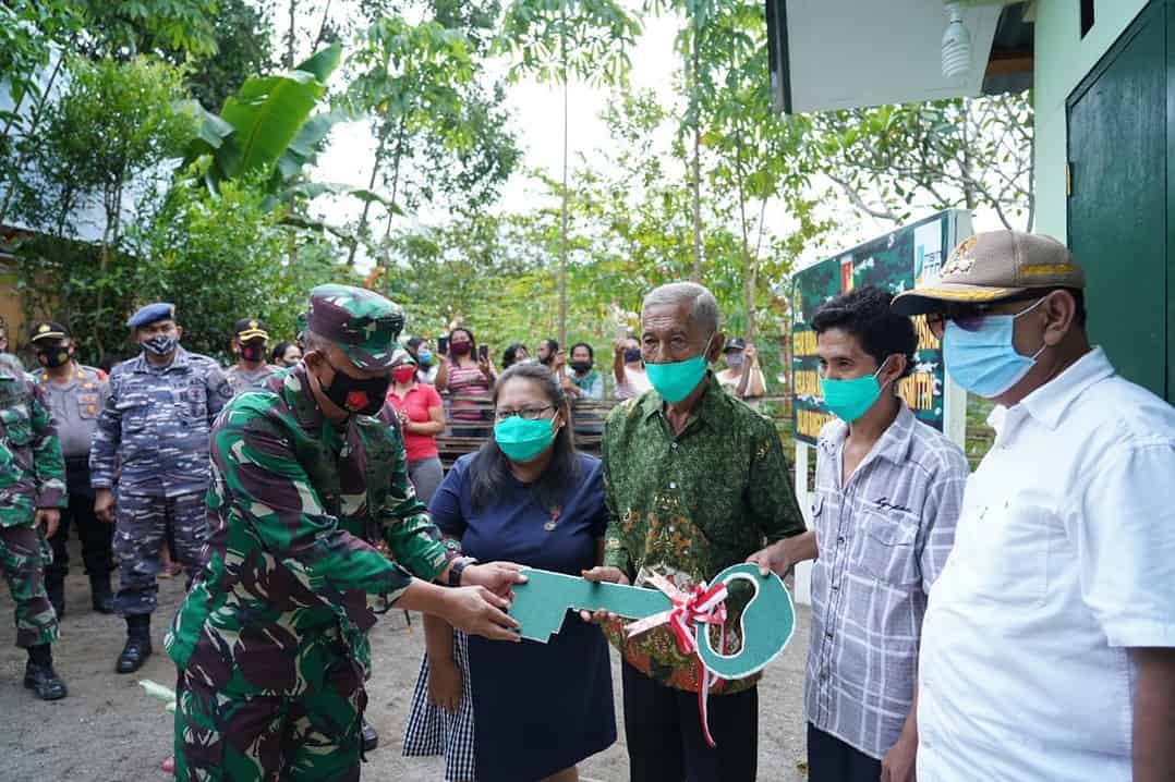 Kasdam XIII/Merdeka Resmikan Rehab RTLH