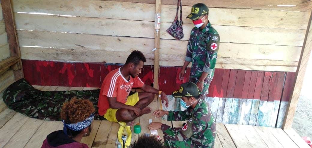 Sakit Malaria, Saban Nutafua Diobati Satgas Yonif MR 413 Kostrad