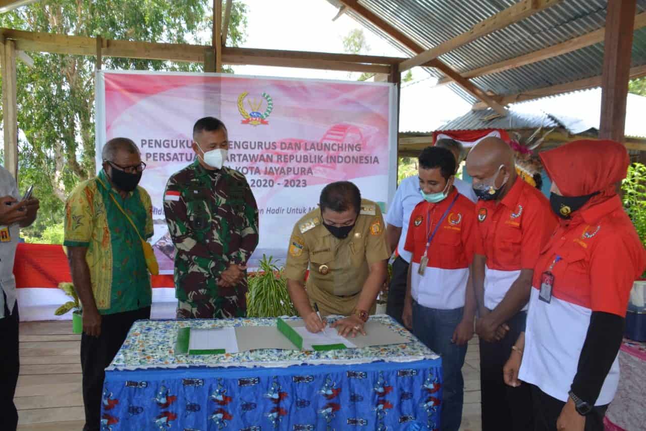 Hadiri Launching DPC PWRI Kota Jayapura, Kasrem 172 Berpesan Jadilah Organisasi Pemersatu Bangsa