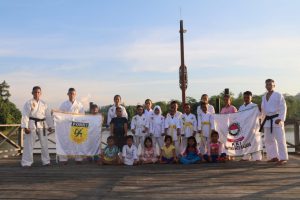 Selain Pencak Silat, Satgas Pamtas RI- Malaysia Yonif R 200/BN Latihkan Karate Anak Perbatasan