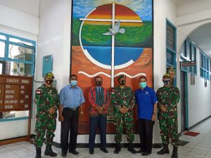 Perkuat Ikatan Persaudaraan, Satgas Yonif MR 413 Kostrad Sambangi Sinode GKI Papua