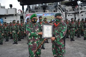 Hormat Dan Bangga, Danrem 151/Binaiya Lepas Satgas Yonif RK 732/Banau