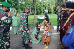 Pangdam Cenderawasih Kunjungan Kerja Ke Denzipur 12/OHH