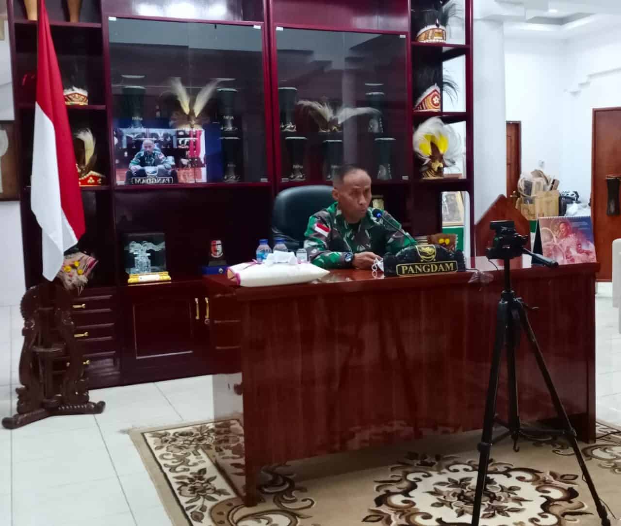 Cari Solusi Terbaik di Papua, Pangdam XVII/Cenderawasih Ikuti Webinar Bersama Tokoh Papua dan Akademisi