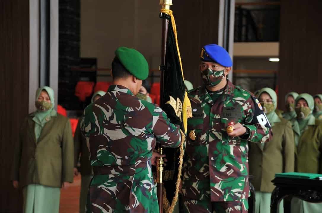 Pangkostrad Tni Angkatan Darat