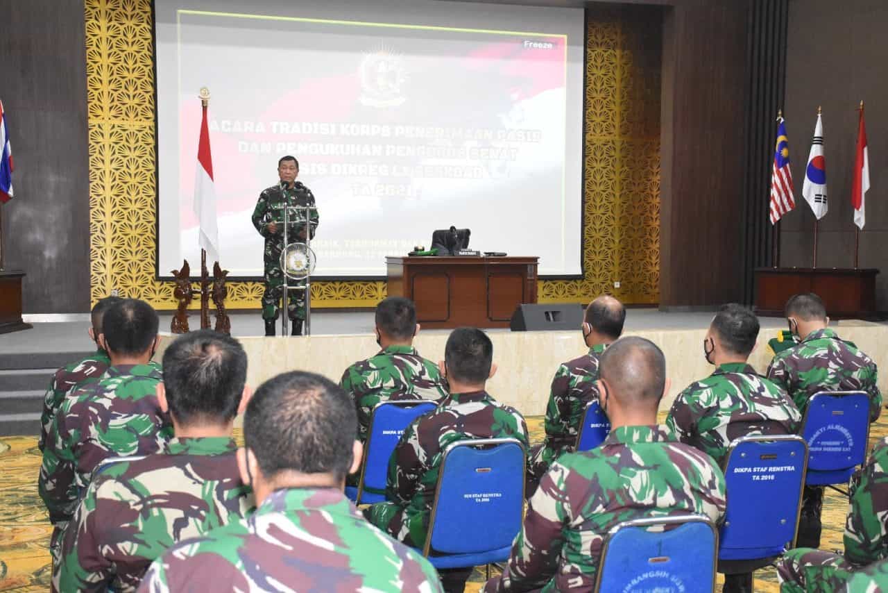 Danseskoad Kukuhkan Kepengurusan Senat Dikreg LX Seskoad