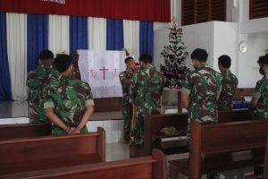 Satgas Yonif Para Raider 432 Kostrad, Bersihkan Gereja Mapenduma