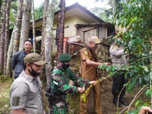 Satgas Yonif PR 432 Kostrad Ngopi Bersama Muspida dan Dinas Pertanian Tolikara