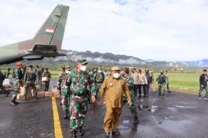 Danrem 172/PWY Tinjau Pos TNI Di Pegubin