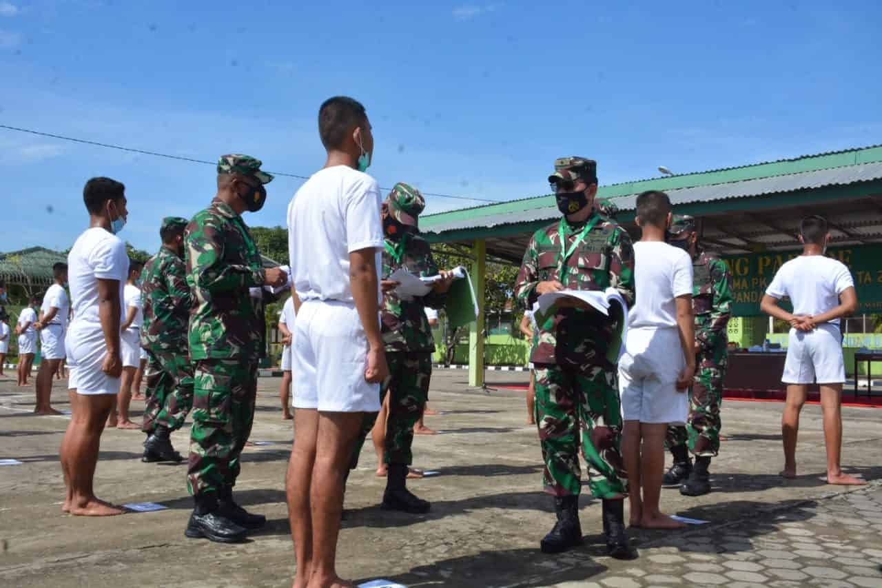 Kepala Staf Kodam II/Sriwijaya Pimpin Sidang Parade Calon Tamtama Panda Palembang