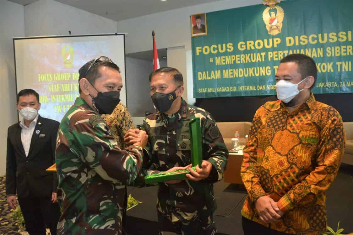 Sahli Kasad Gelar Focus Group Discussion tentang Pertahanan Siber ⁣