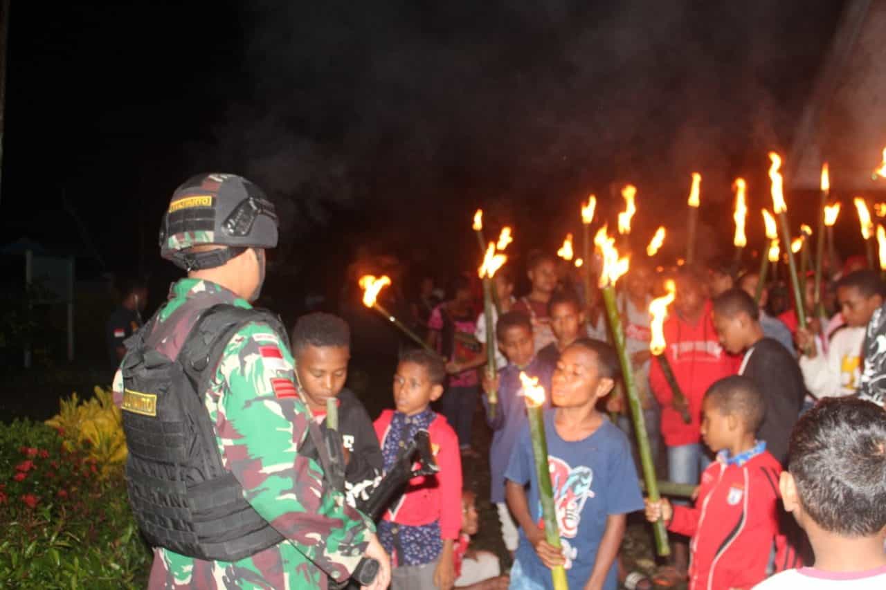 Satgas Yonif 403 Meriahkan Perayaan Paskah di Papua